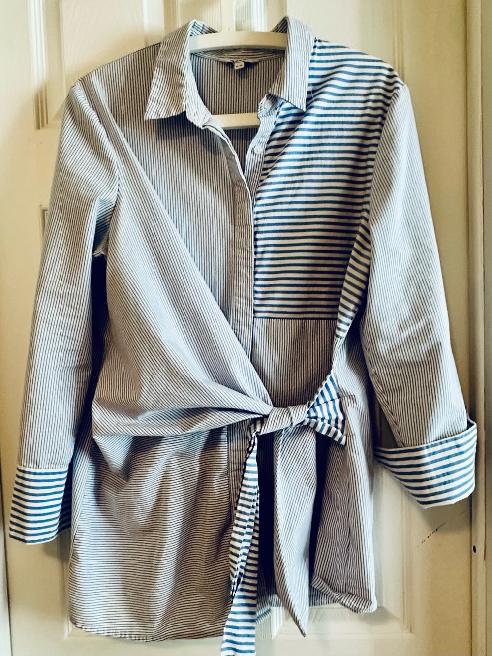 Reitmans Striped Wrap Front Tunic in Blue & White Size XL-TG Like New